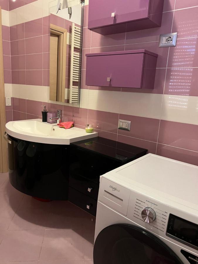 Stay In Style - Vibrant Condo In San Giovanni Lupatoto 산 조반니 루페투투 외부 사진
