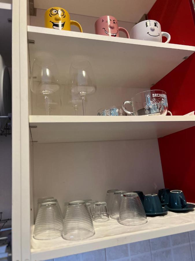 Stay In Style - Vibrant Condo In San Giovanni Lupatoto 산 조반니 루페투투 외부 사진