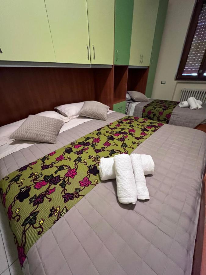 Stay In Style - Vibrant Condo In San Giovanni Lupatoto 산 조반니 루페투투 외부 사진