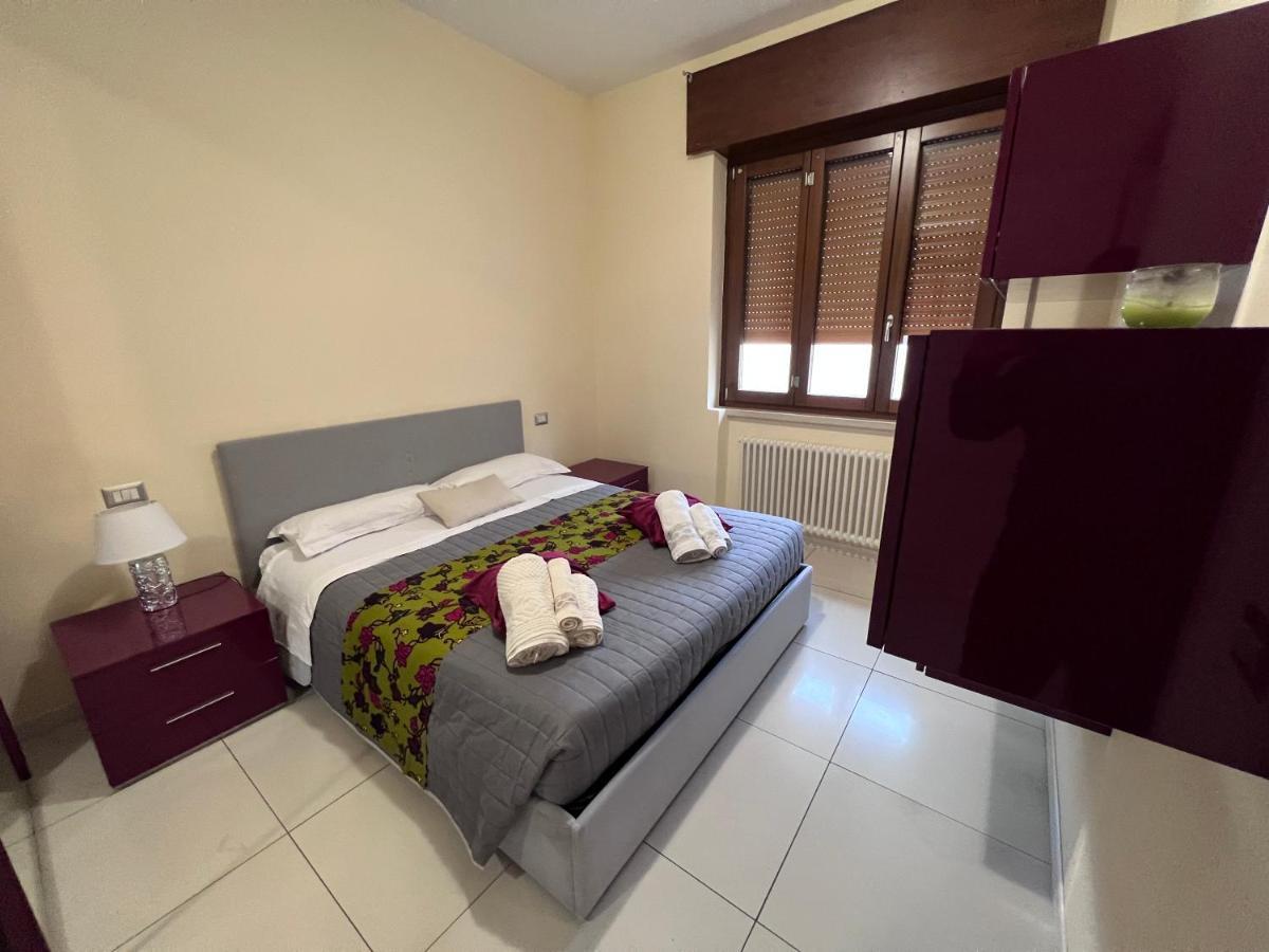 Stay In Style - Vibrant Condo In San Giovanni Lupatoto 산 조반니 루페투투 외부 사진