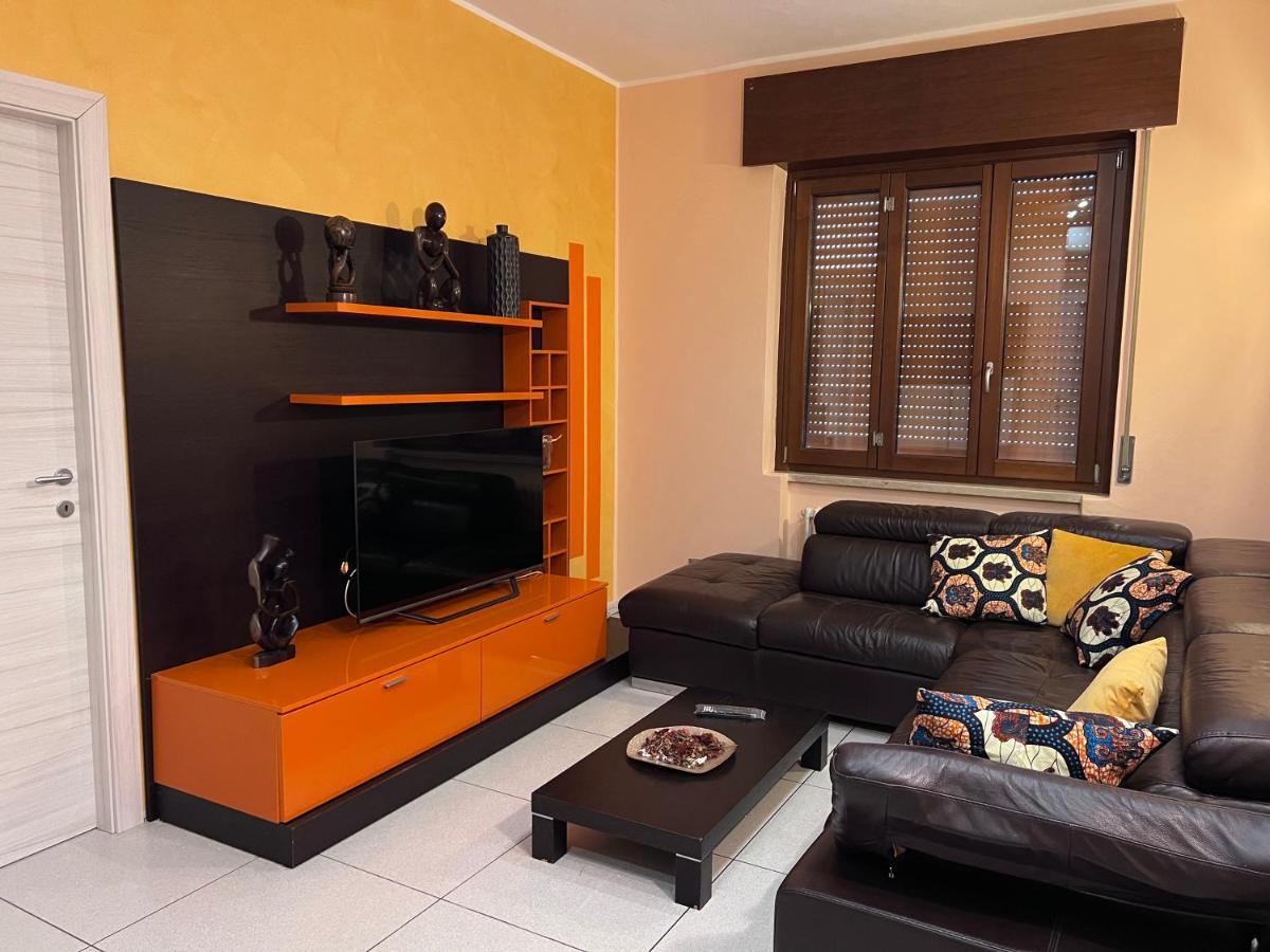 Stay In Style - Vibrant Condo In San Giovanni Lupatoto 산 조반니 루페투투 외부 사진