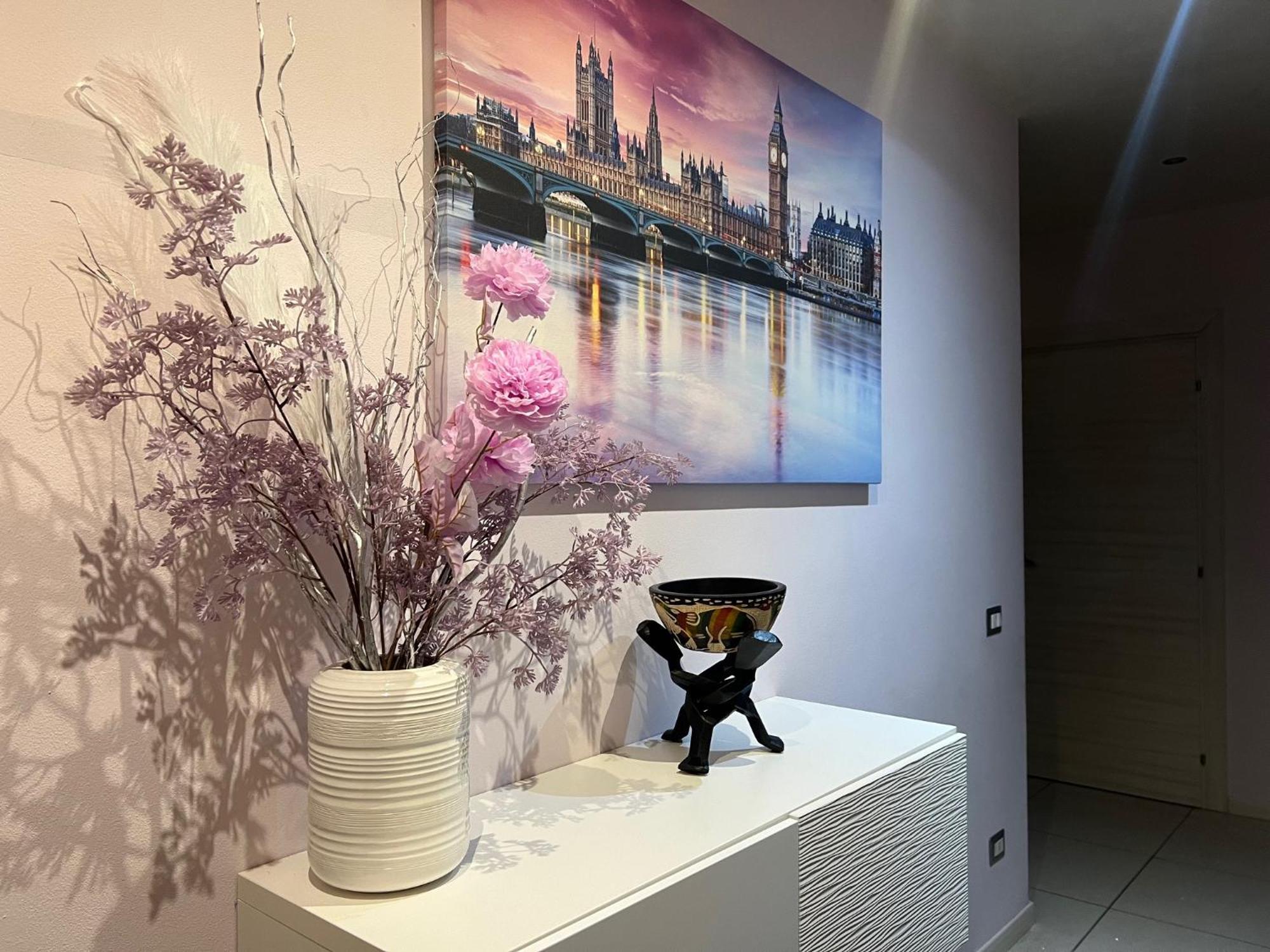 Stay In Style - Vibrant Condo In San Giovanni Lupatoto 산 조반니 루페투투 외부 사진